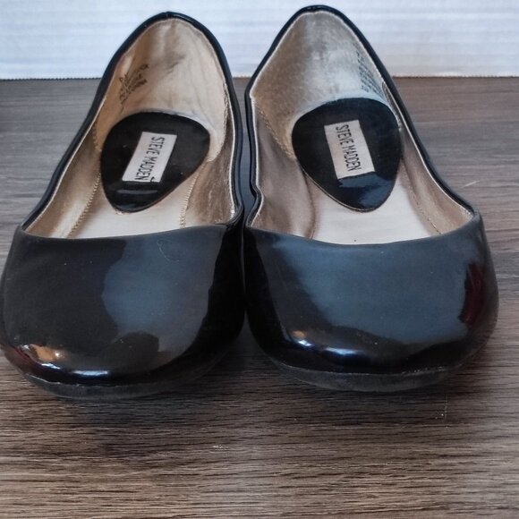 Steve Madden Round Toe Ballet Flats Size 7.5 Glossy Black Dressy Shoes - Picture 3 of 10